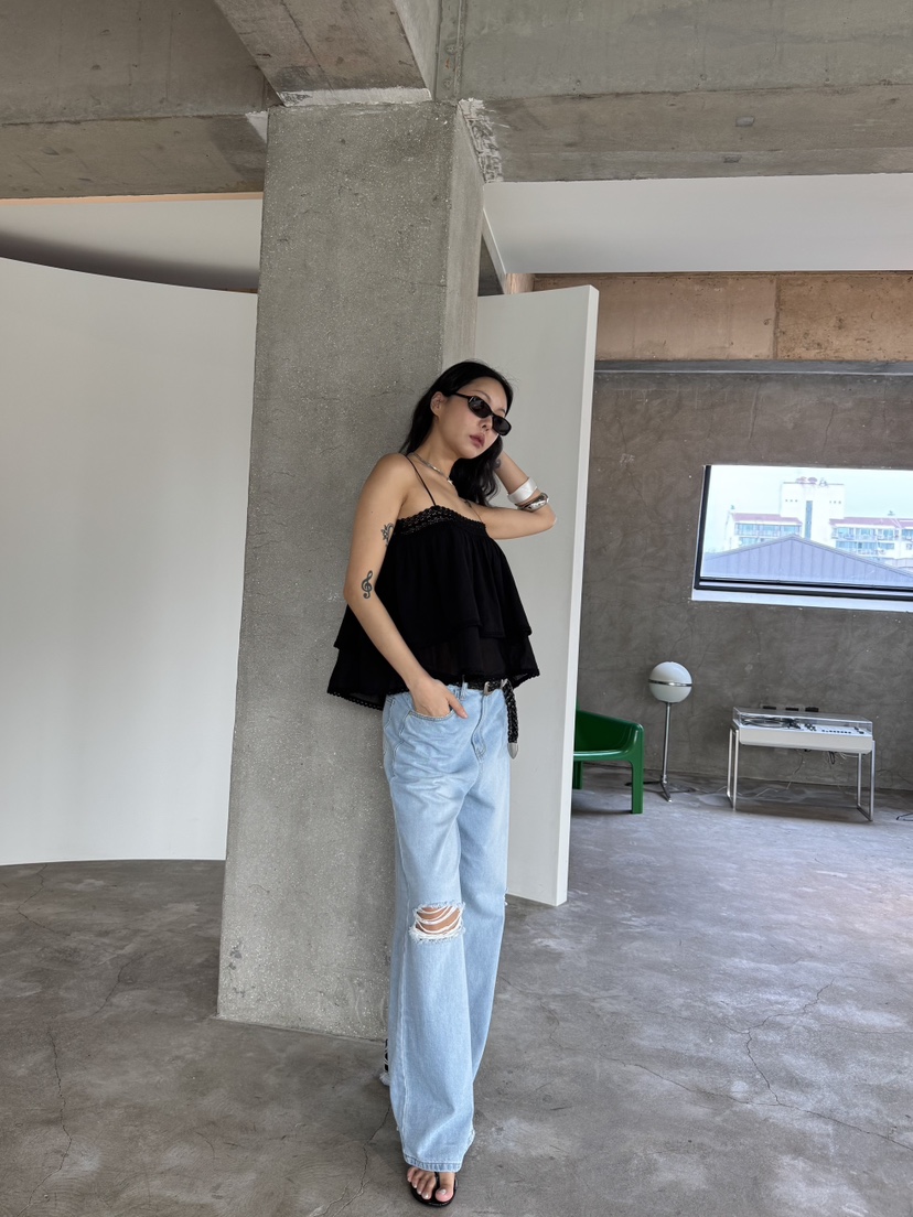 LIMLIMLIM東大門直郵女士新款時尚熱賣真品人氣吊帶背心刺繡LIM LIM LIM吊帶/背心
