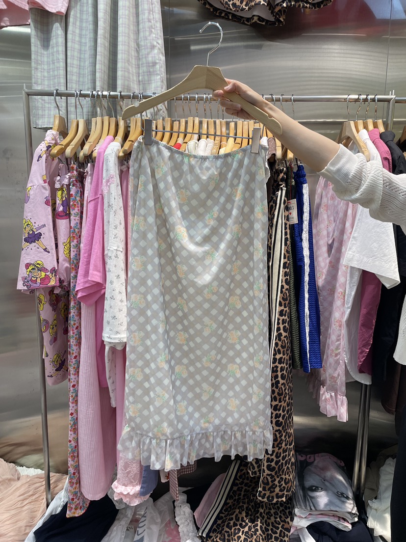 MENDL S韓國直郵女士新款時尚26夏季推薦熱賣休閑真品長裙MENDL S長裙圖色1