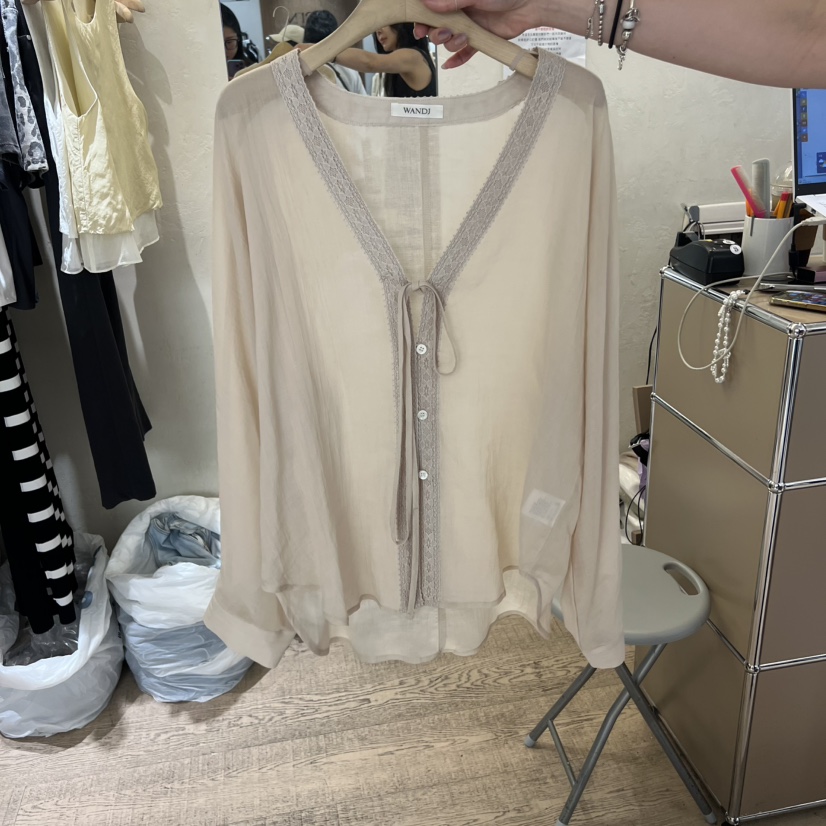 W AND J東大門直郵女裝新款真品人氣休閑26夏季襯衫蕾絲衫W AND J襯衫/蕾絲衫圖色2