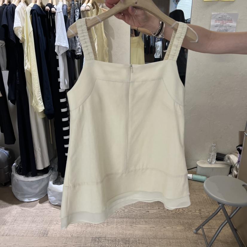 W AND J東大門實拍女裝新品推薦真品熱賣時尚休閑吊帶背心W AND J吊帶/背心