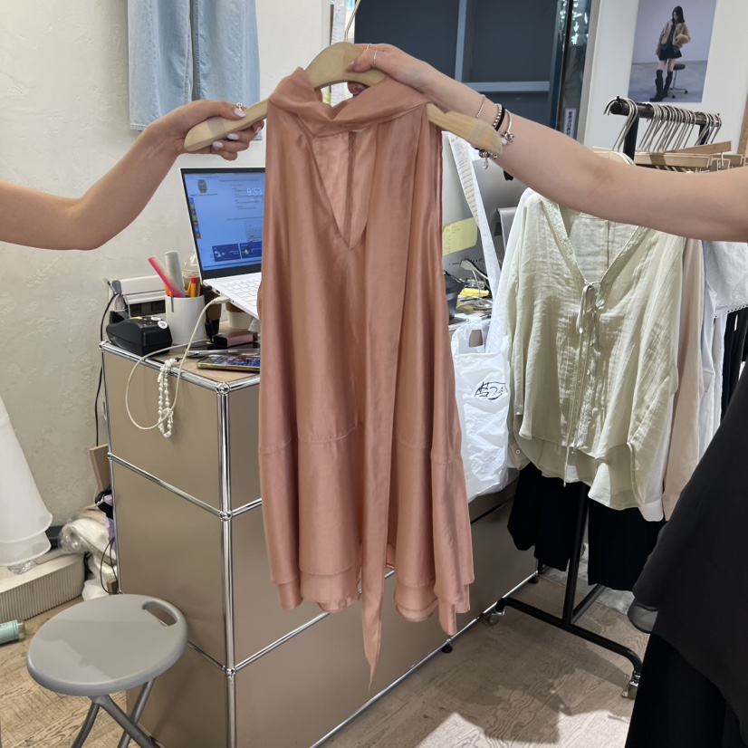 W AND J東大門直郵女裝新品26夏季真品推薦吊帶背心V領W AND J吊帶/背心圖色2