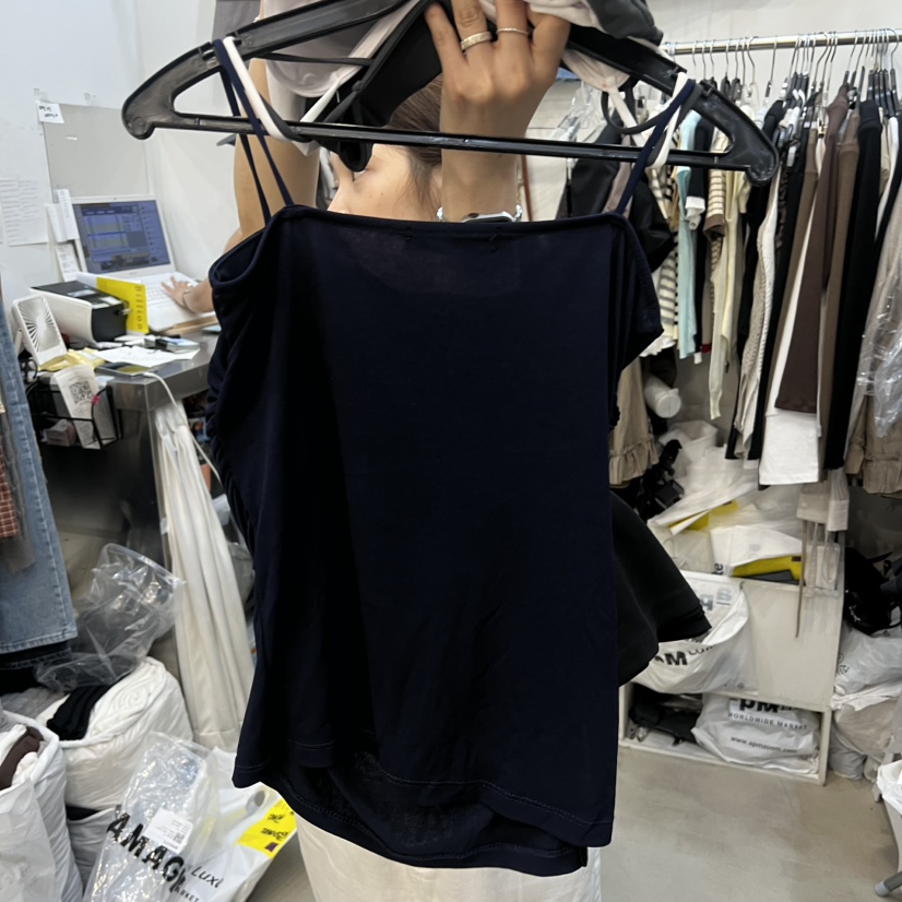 BILLION-L東大門直郵女裝新品26夏季時尚吊帶背心開衩無袖BILLION-L吊帶/背心