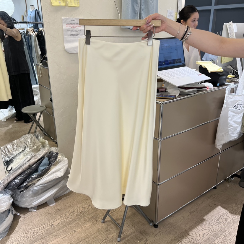 W AND J東大門直郵女裝新品熱賣26夏季休閑半身裙中短裙W AND J半身裙/中短裙