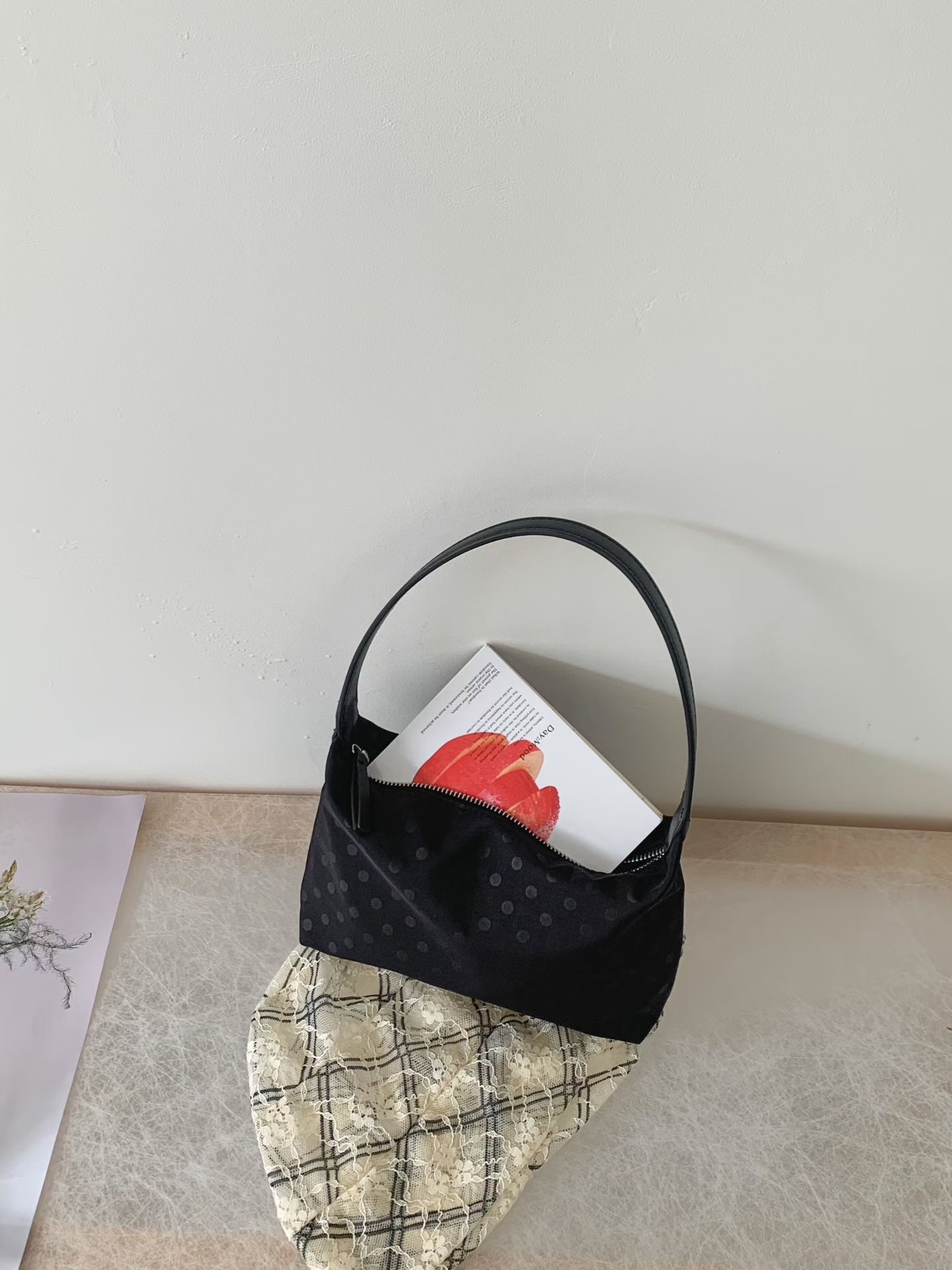 ORANGE-오렌지-OT東大門直郵女裝新品真品手拿包腋下包ORANGE手拿包/腋下包圖色2