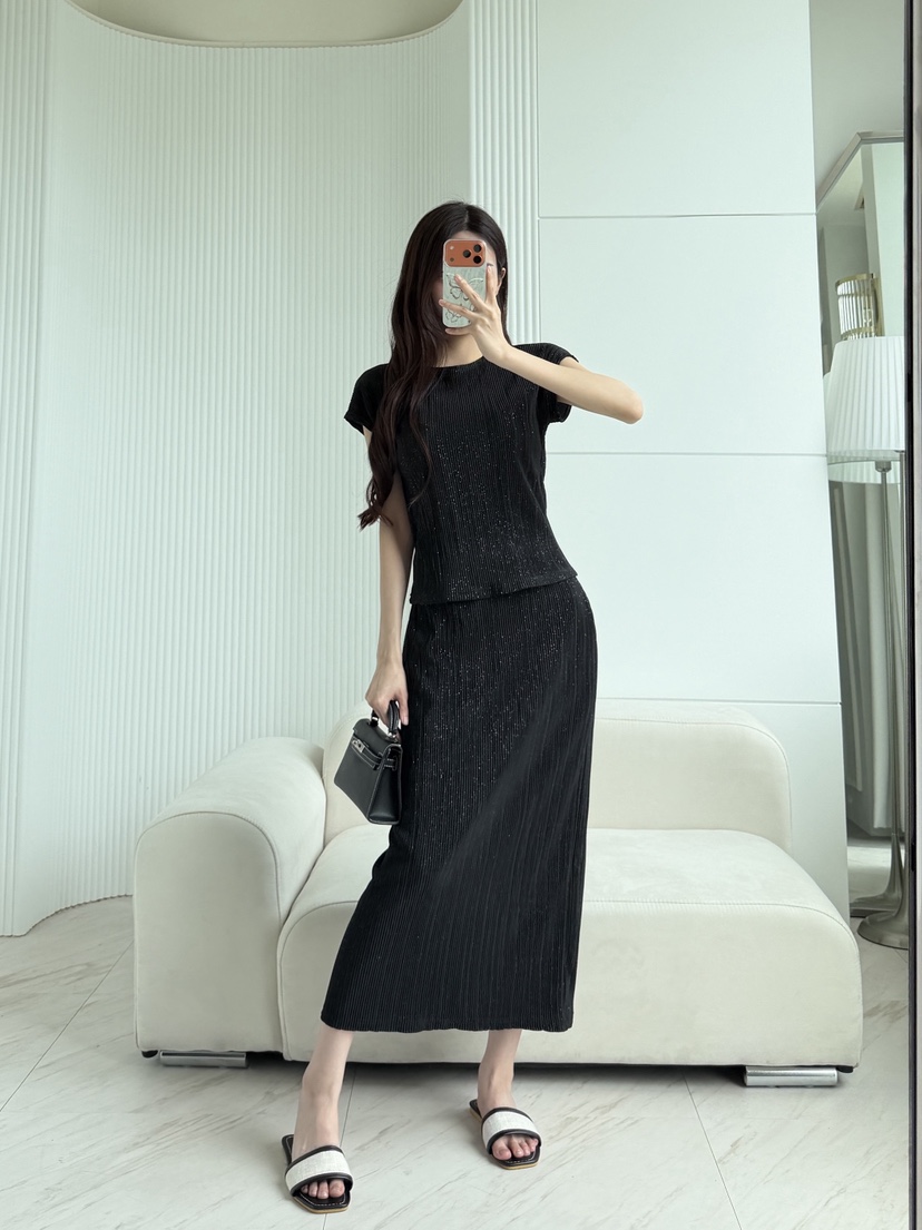 CLOTH韓國代購女裝新品26夏季時尚推薦真品人氣套裝百褶褶裙CLOTH套裝圖色2