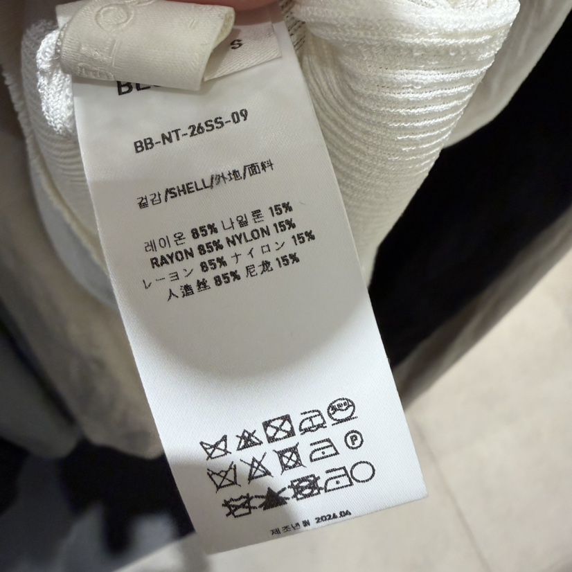 BLOSSOM東大門直郵女士新品推薦時尚人氣26夏季吊帶背心露肩BLOSSOM吊帶/背心
