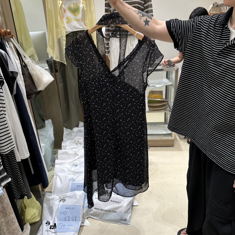 MELO東大門代購女士新品休閑26夏季真品連衣裙含脖帶系帶MELO連衣裙
