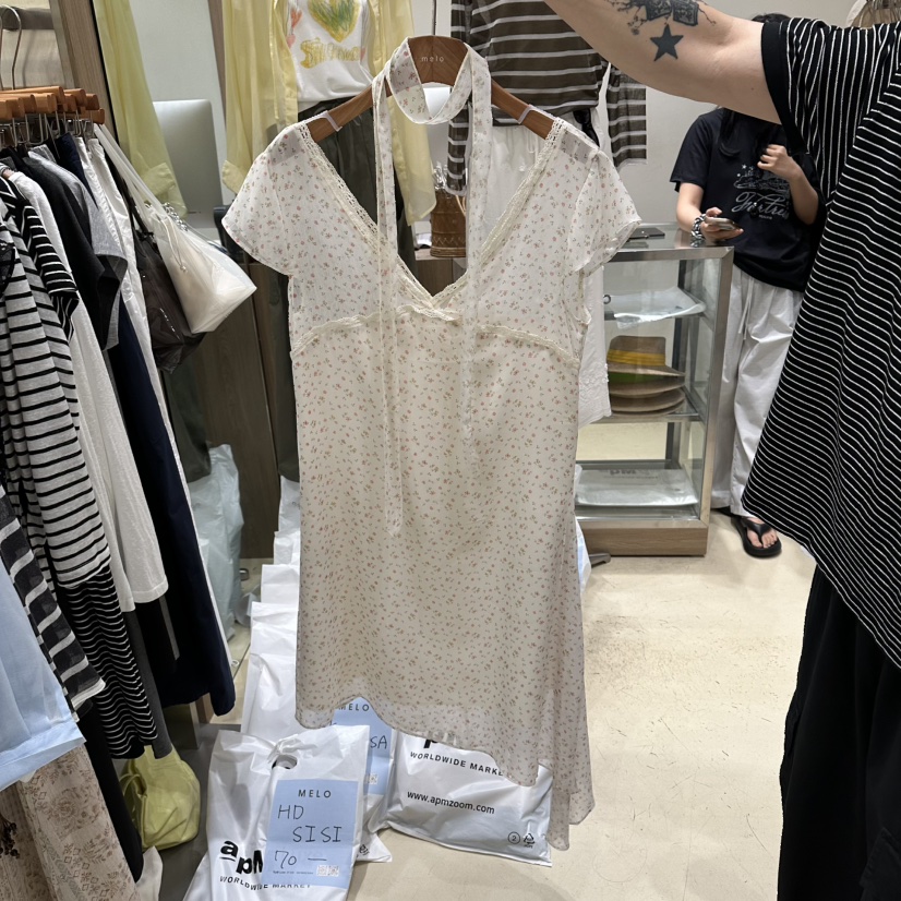 MELO東大門代購女士新品休閑26夏季真品連衣裙含脖帶系帶MELO連衣裙圖色1