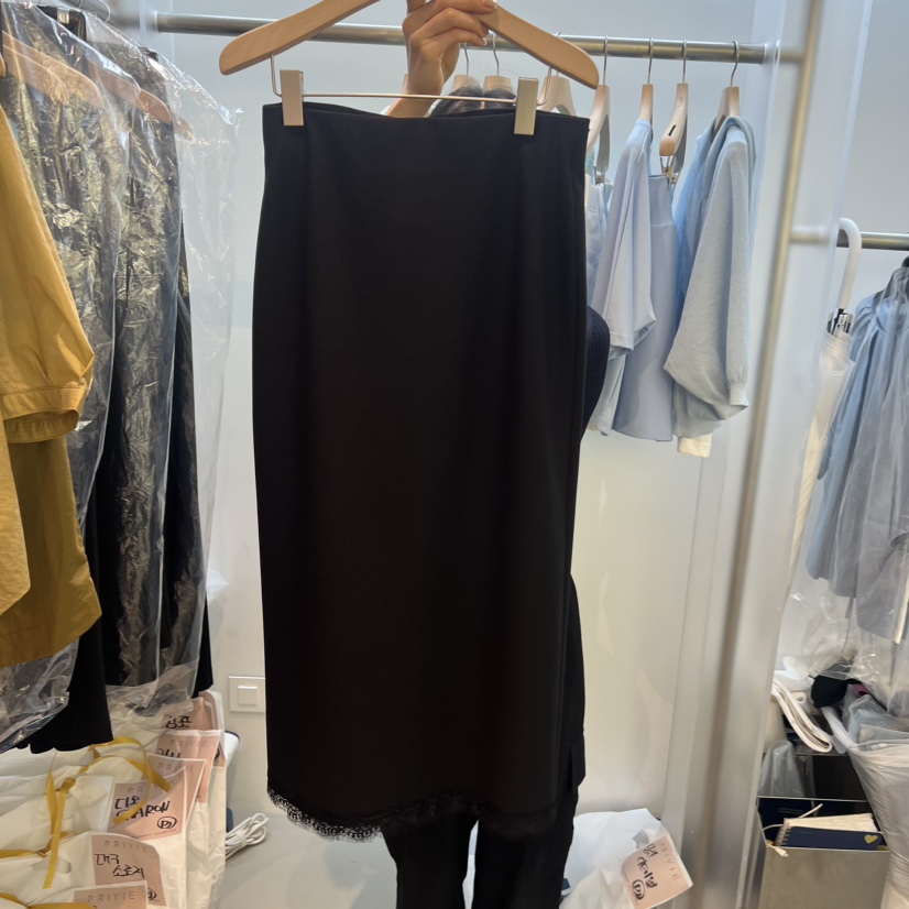 PRIVIE/H/LOW GAUGE東大門實拍女裝新款26夏季長裙蕾絲PRIVIE/H/LOW GAUGE長裙圖色1