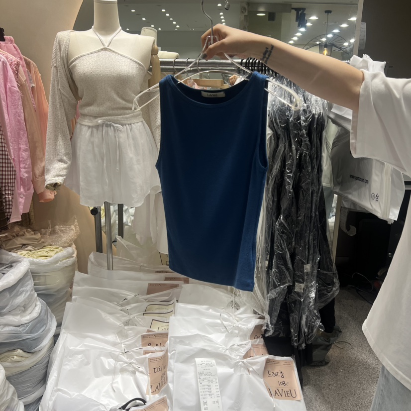 LAVIEU東大門代購女裝新品真品熱賣推薦26夏季吊帶背心無袖LAVIEU吊帶/背心圖色4