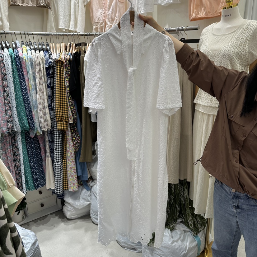 BIKINI韓國直郵女裝新品人氣26春夏推薦時尚連衣裙含腰帶BIKINI連衣裙圖色2