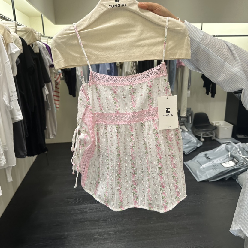 TOMGIRL東大門直郵女裝新品真品人氣26夏季休閑熱賣吊帶背心TOMGIRL吊帶/背心圖色1