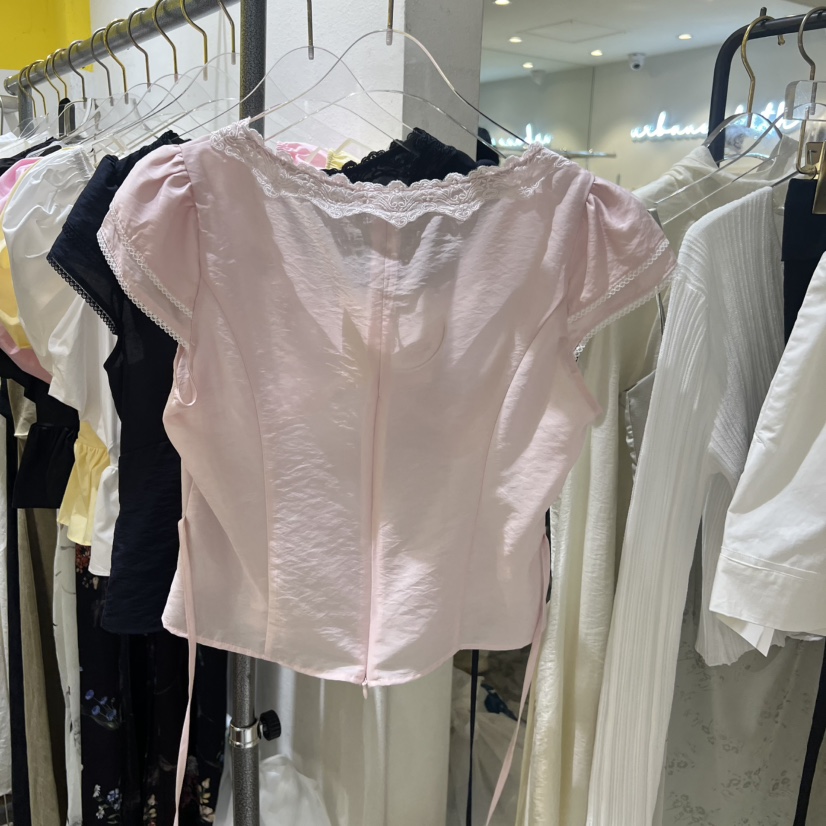 LE MASTERPLACE韓國代購女士新品時尚推薦襯衫蕾絲衫V領Le masterpiece襯衫/蕾絲衫