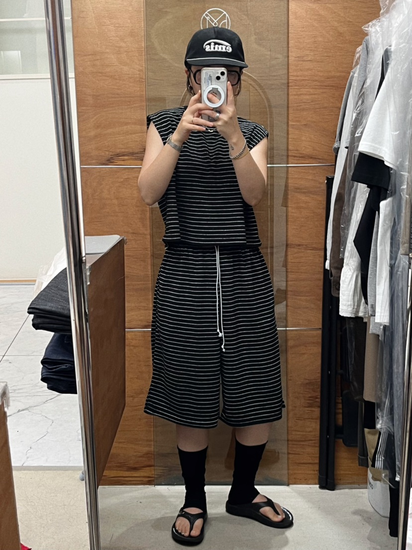 BEAMING SEOUL東大門代購女士新品休閑套裝含帽子不含條紋BEAMING SEOUL套裝