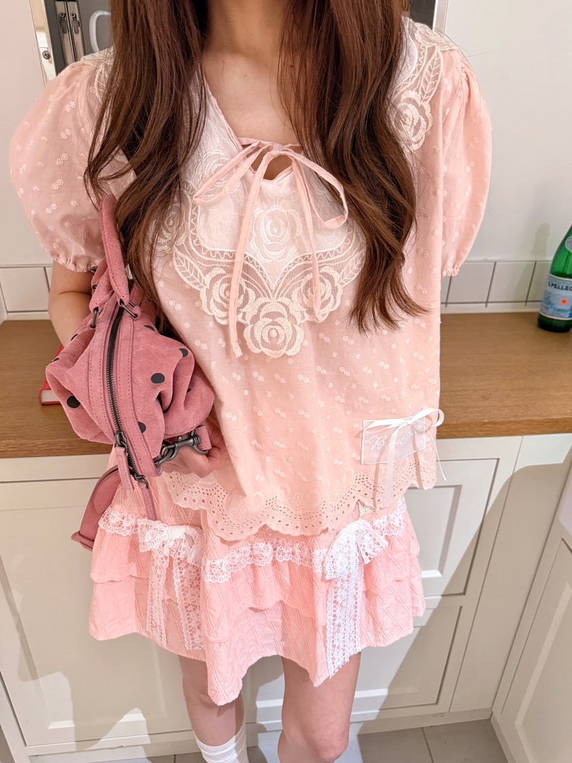 BOUTIQUE-L東大門代購女士新款推薦26春夏襯衫蕾絲衫刺繡BOUTIQUE-L襯衫/蕾絲衫