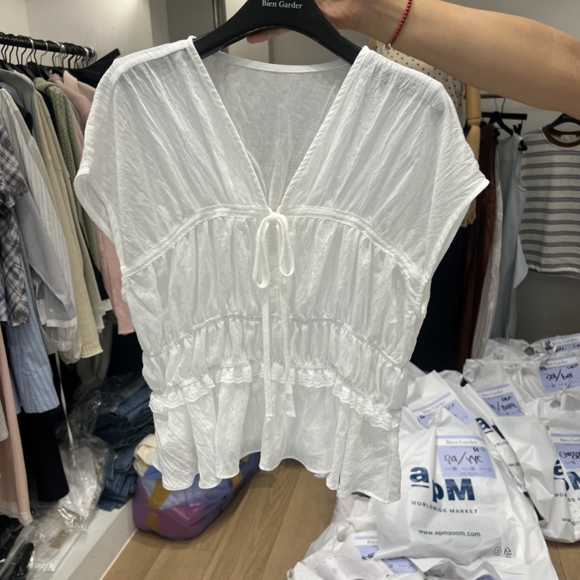 BIEN GARDER東大門代購女裝新品真品熱賣推薦襯衫蕾絲衫BIEN GARDER襯衫/蕾絲衫圖色2