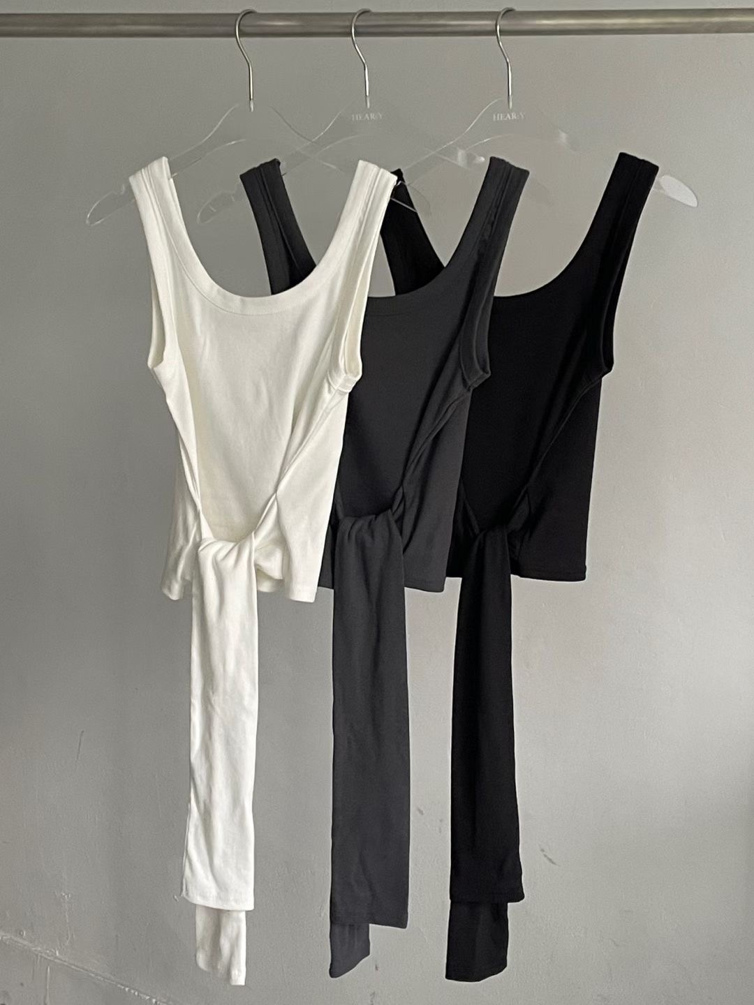 AWESOME-ot東大門實拍女裝新品26春夏人氣推薦真品吊帶背心AWESOME-ot吊帶/背心圖色2左二色