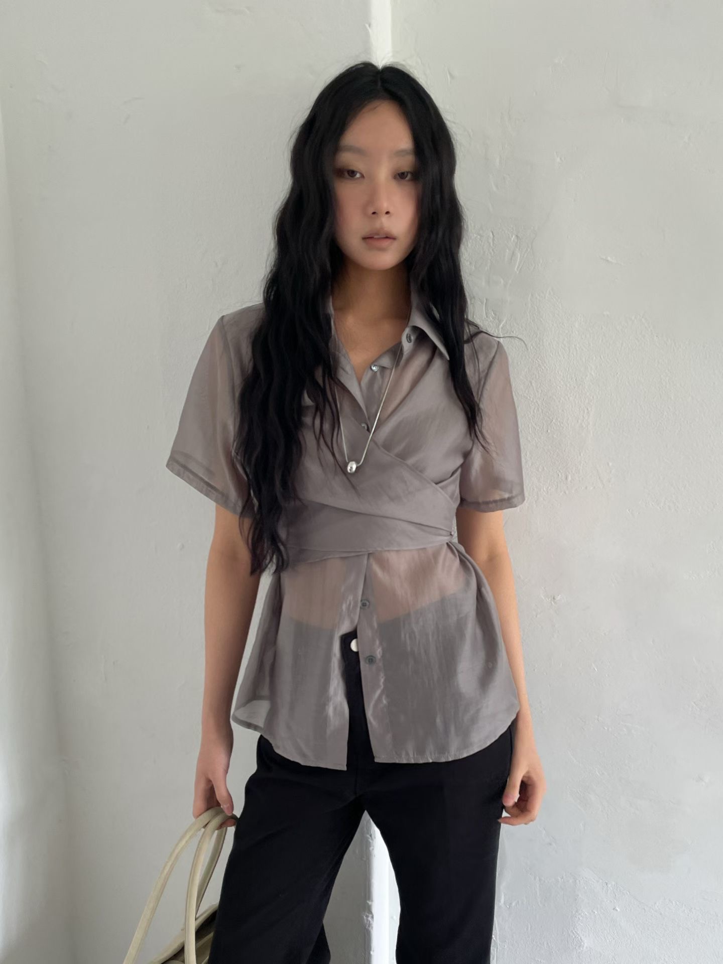 AWESOME-ot韓國代購女士新品熱賣人氣26春夏真品襯衫蕾絲衫AWESOME-ot襯衫/蕾絲衫圖色1