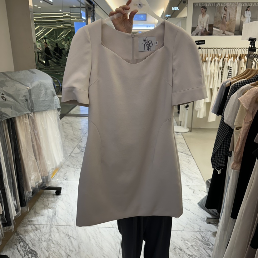 MER東大門代購女士新品26春夏人氣時尚熱賣推薦職業連衣裙MER/ANGELO BIANCO連衣裙圖色1