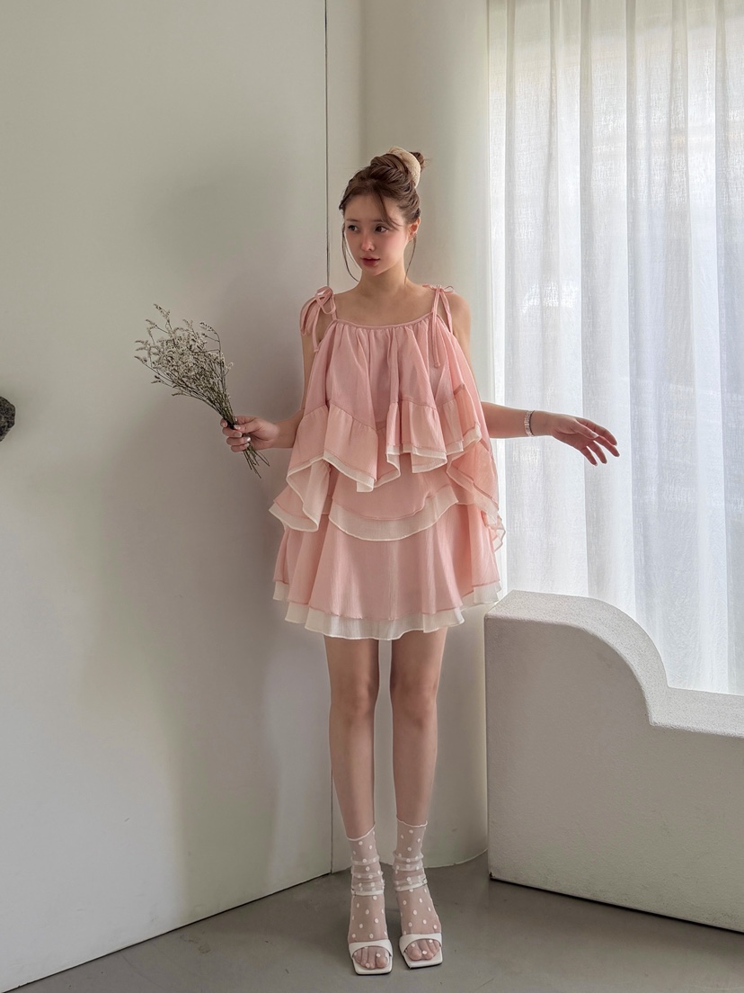 81 MARKET-L東大門直郵女士新品真品推薦人氣26春夏吊帶背心81 MARKET-L吊帶/背心