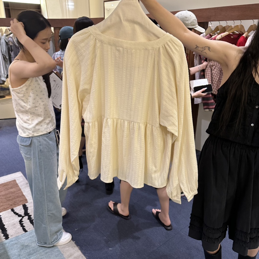 FURE東大門實拍女士新款時尚休閑真品熱賣人氣襯衫蕾絲衫FURE襯衫/蕾絲衫