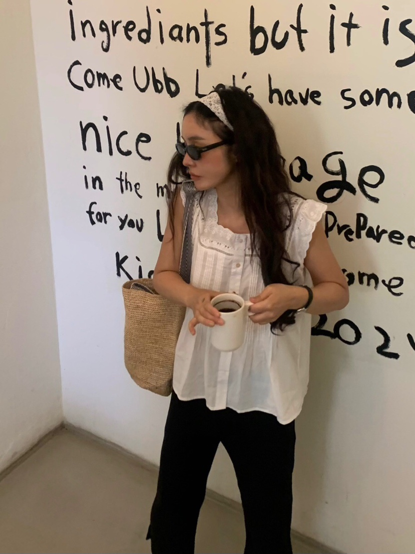 LIKEVAM韓國直郵女裝新品真品人氣時尚熱賣推薦襯衫蕾絲衫LIKEVAM襯衫/蕾絲衫