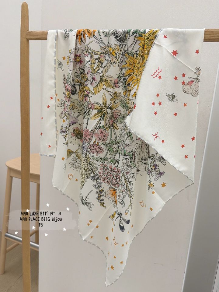 N3東大門實拍女裝新品推薦人氣真品時尚圍巾披肩花朵雙面N3圍巾/披肩圖色1