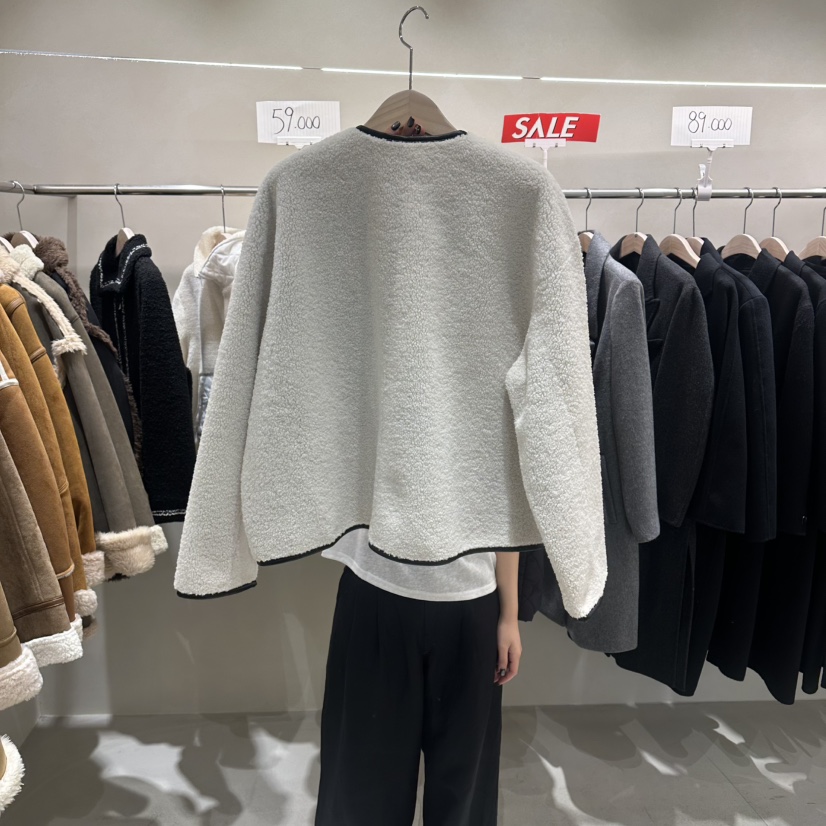 Color B韓國代購女裝新品時尚26春夏人氣職業休閑短款大衣Color B短款大衣