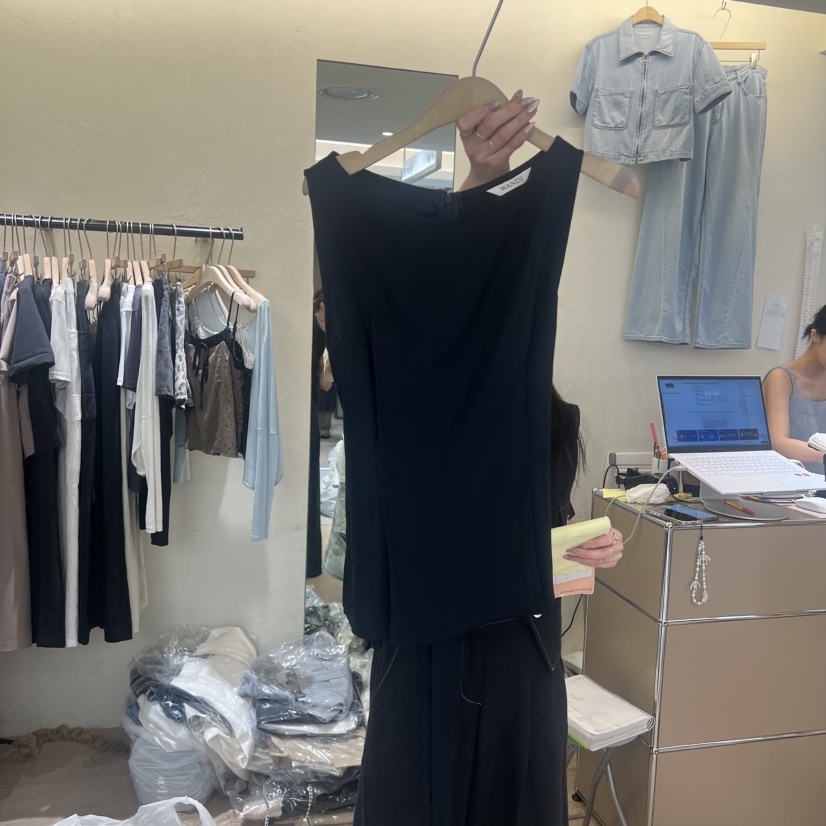 W AND J韓國代購女裝新品職業時尚26春夏熱賣真品吊帶背心W AND J吊帶/背心圖色3