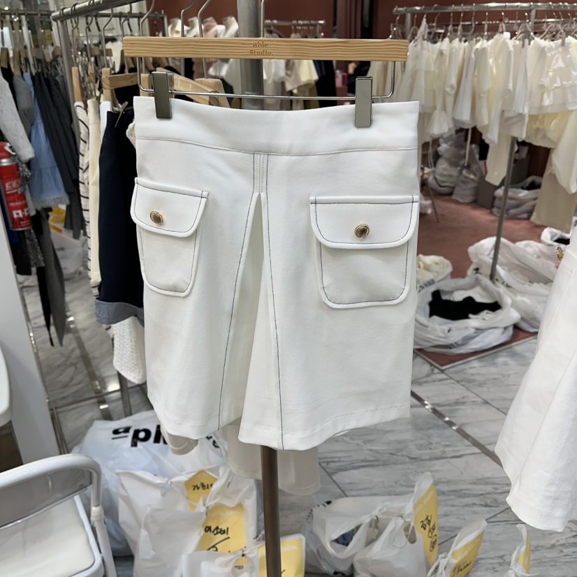 ABLESTUDIO東大門直郵女裝新品26春夏職業推薦時尚熱賣短褲ABLESTUDIO短褲圖色1