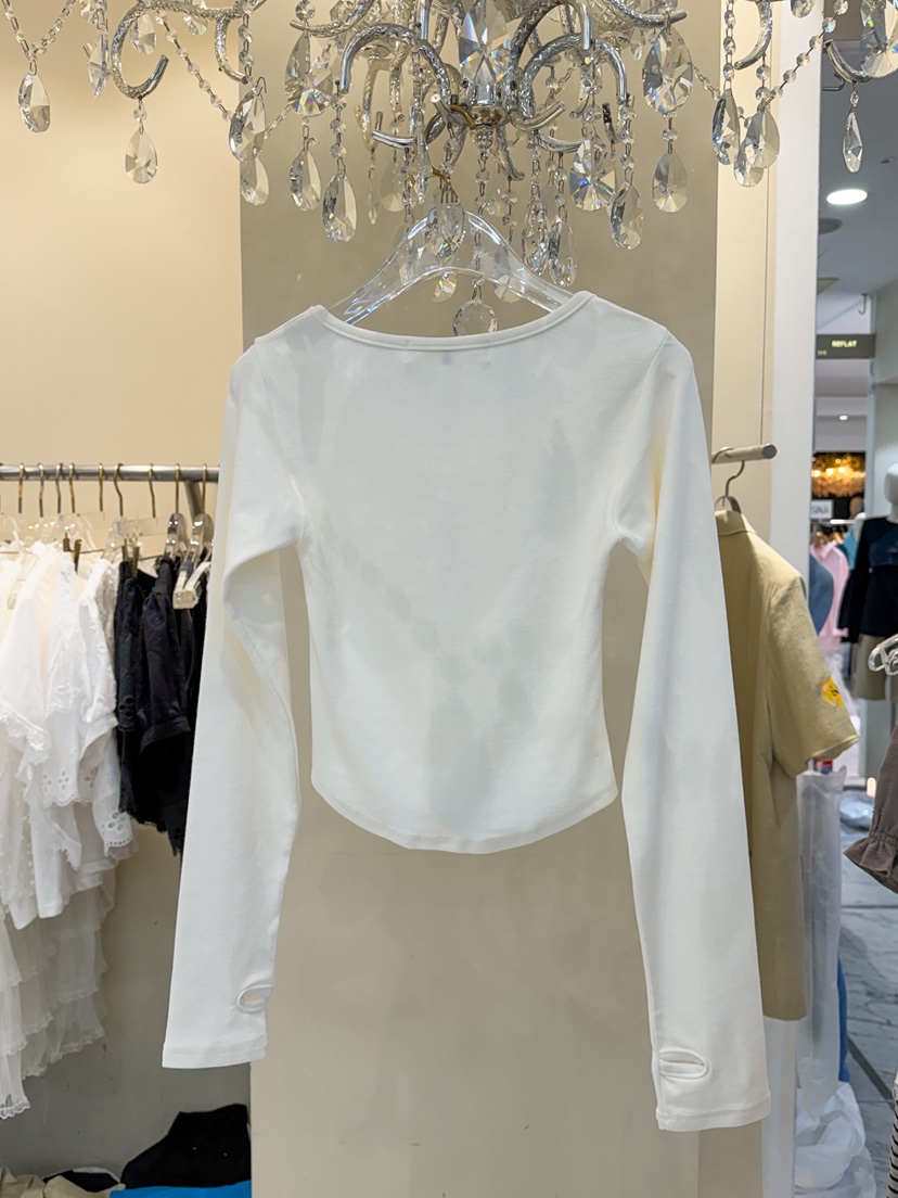 81 MARKET-L東大門實拍女士新品人氣熱賣休閑長袖T恤褶皺81 MARKET-L長袖T恤