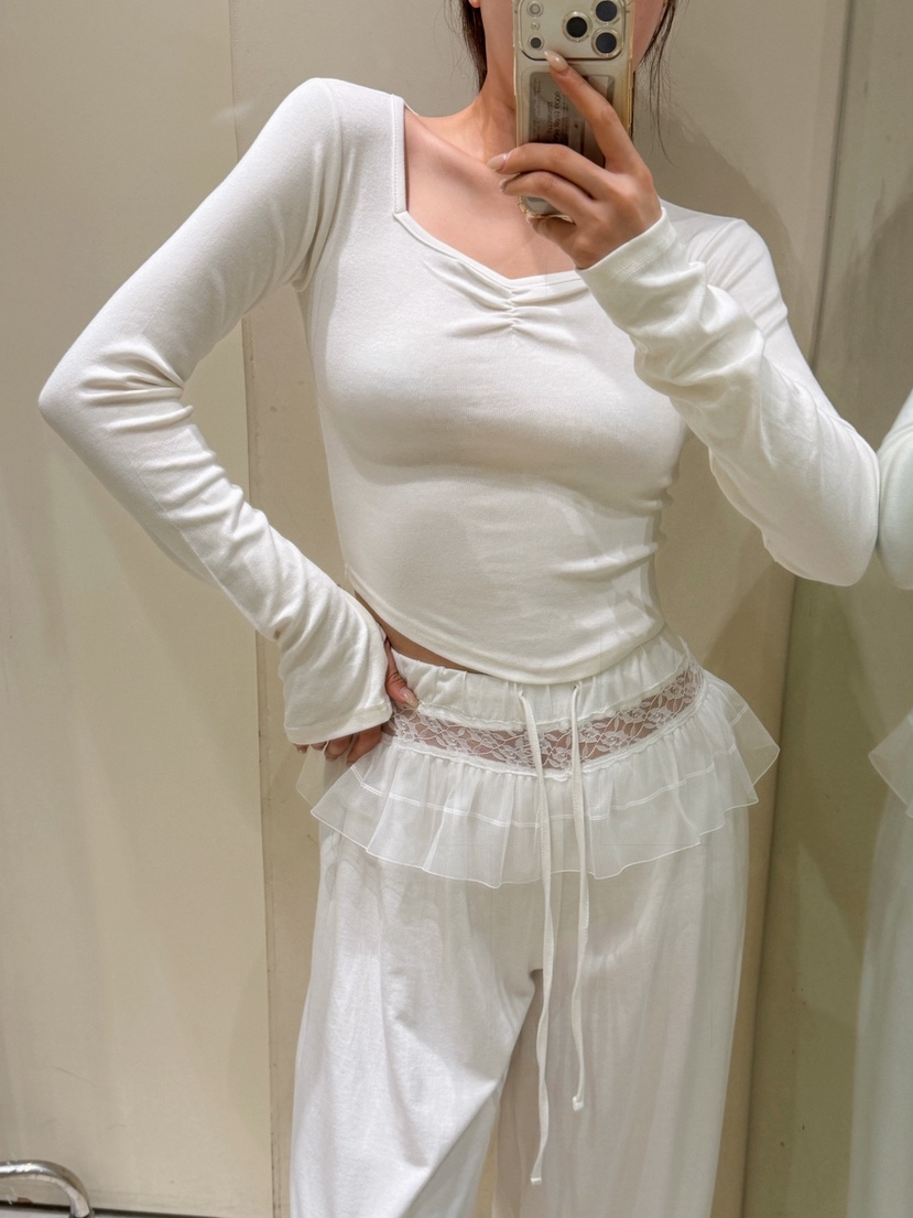 81 MARKET-L東大門實拍女士新品人氣熱賣休閑長袖T恤褶皺81 MARKET-L長袖T恤