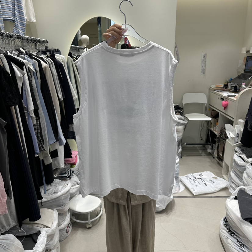AT THE END韓國直郵女裝新品職業熱賣時尚人氣T恤復古無袖AT THE ENDT恤