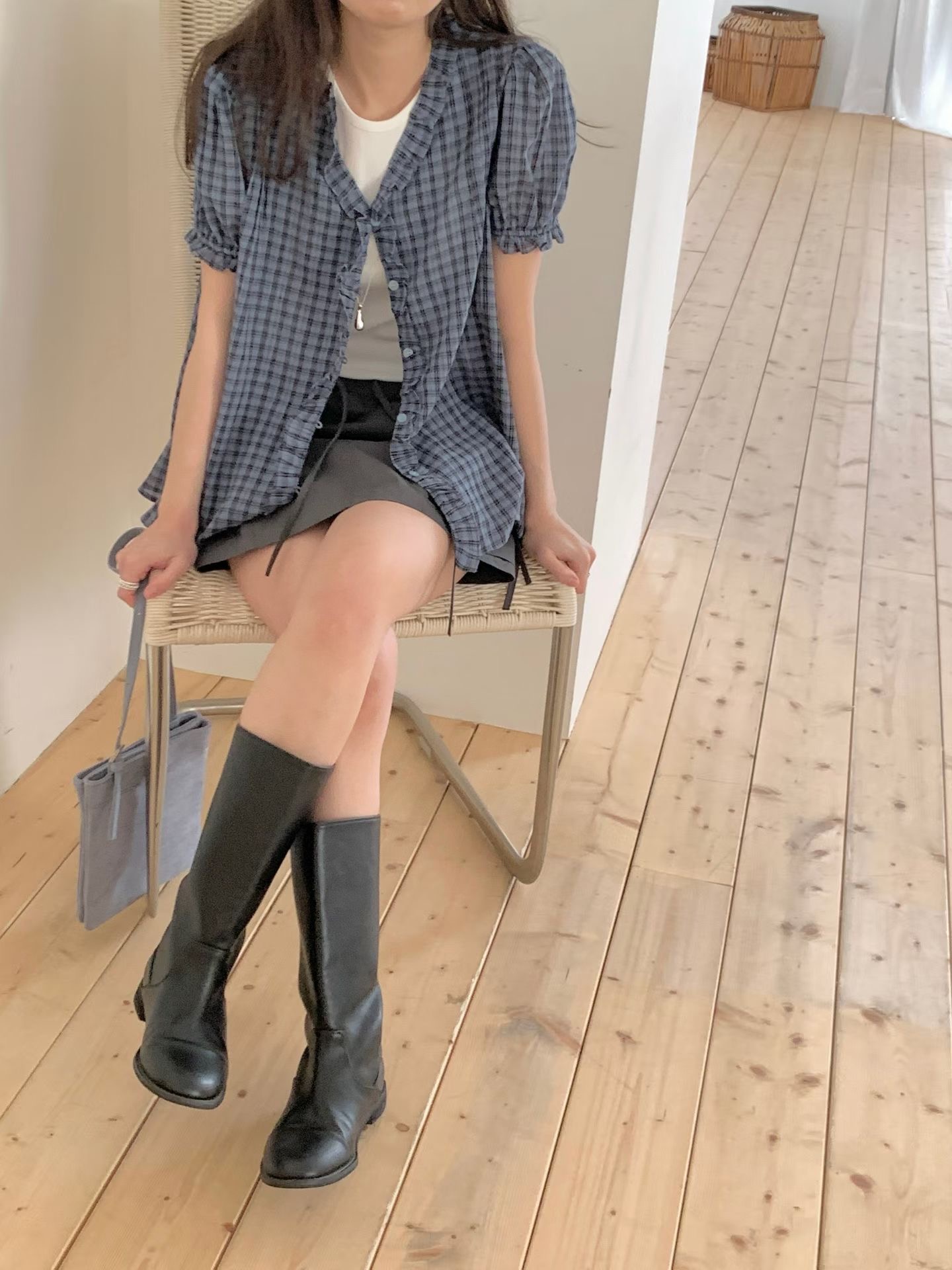 ONEMORETHING/GAMGAK韓國代購女裝新款推薦人氣襯衫蕾絲衫ONEMORETHING/GAMGAK襯衫/蕾絲衫