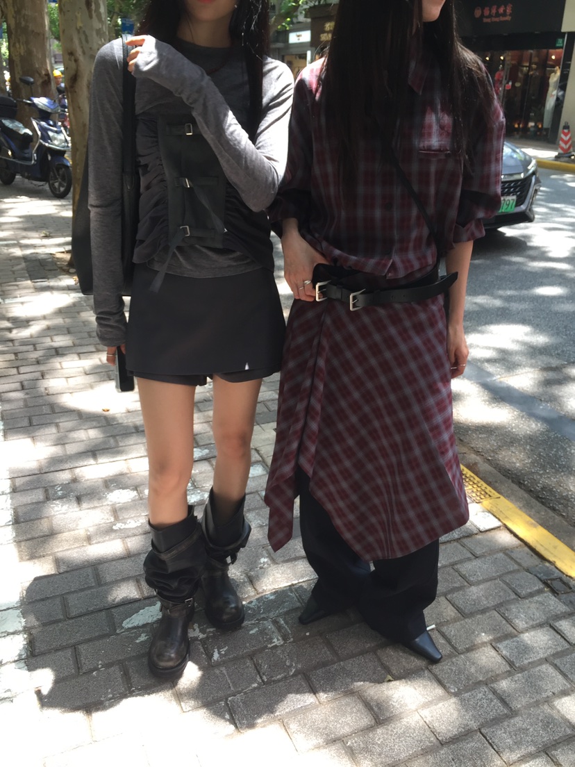 TIZZI韓國代購女裝新品推薦時尚人氣職業休閑熱賣長袖T恤TIZZI長袖T恤