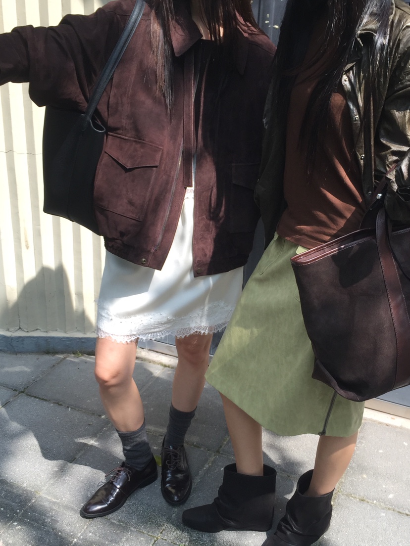 TIZZI韓國代購女裝新品推薦時尚人氣職業休閑熱賣長袖T恤TIZZI長袖T恤