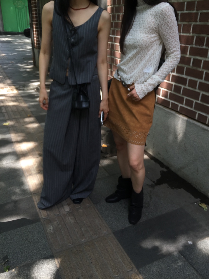 TIZZI東大門實拍女裝新款26春夏時尚職業人氣休閑長袖T恤TIZZI長袖T恤