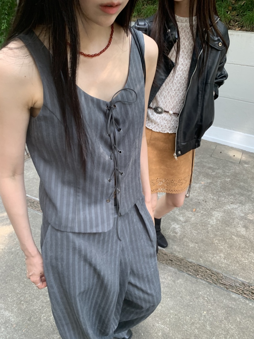 TIZZI東大門實拍女裝新品熱賣人氣時尚真品26春夏職業馬甲TIZZI馬甲
