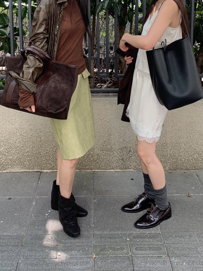 TIZZI東大門實拍女士新品休閑推薦人氣吊帶背心珍珠無袖緞TIZZI吊帶/背心