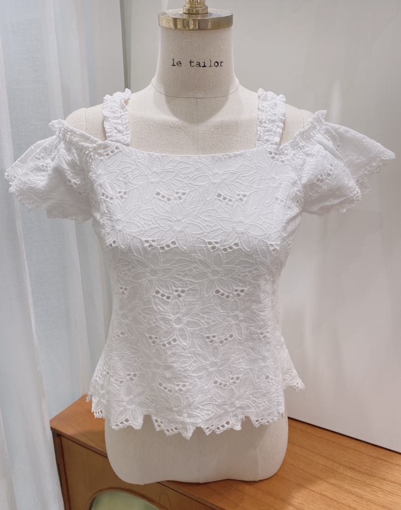LETAILOR東大門實拍女裝新品真品熱賣推薦襯衫蕾絲衫刺繡LETAILOR襯衫/蕾絲衫圖色1