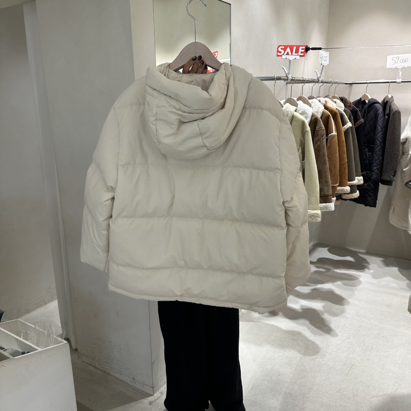 Color B韓國直郵女士新品人氣休閑時尚推薦熱賣短款羽絨服Color B短款羽絨服