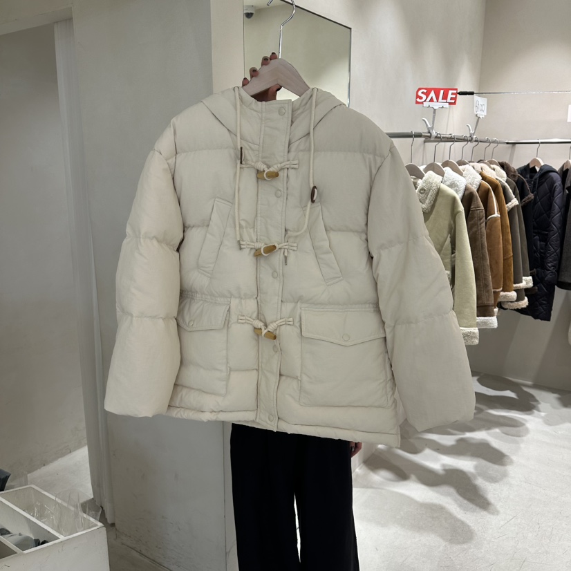 Color B韓國直郵女士新品人氣休閑時尚推薦熱賣短款羽絨服Color B短款羽絨服圖色1