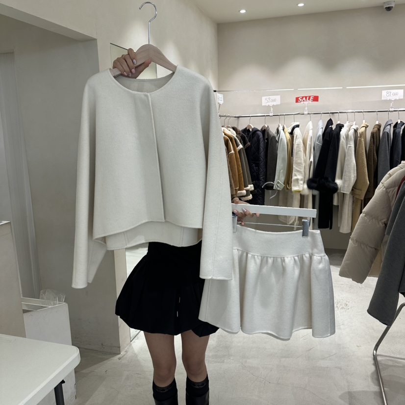 Color B東大門實拍女裝新品推薦休閑人氣熱賣26夏季套裝Color B套裝圖色1