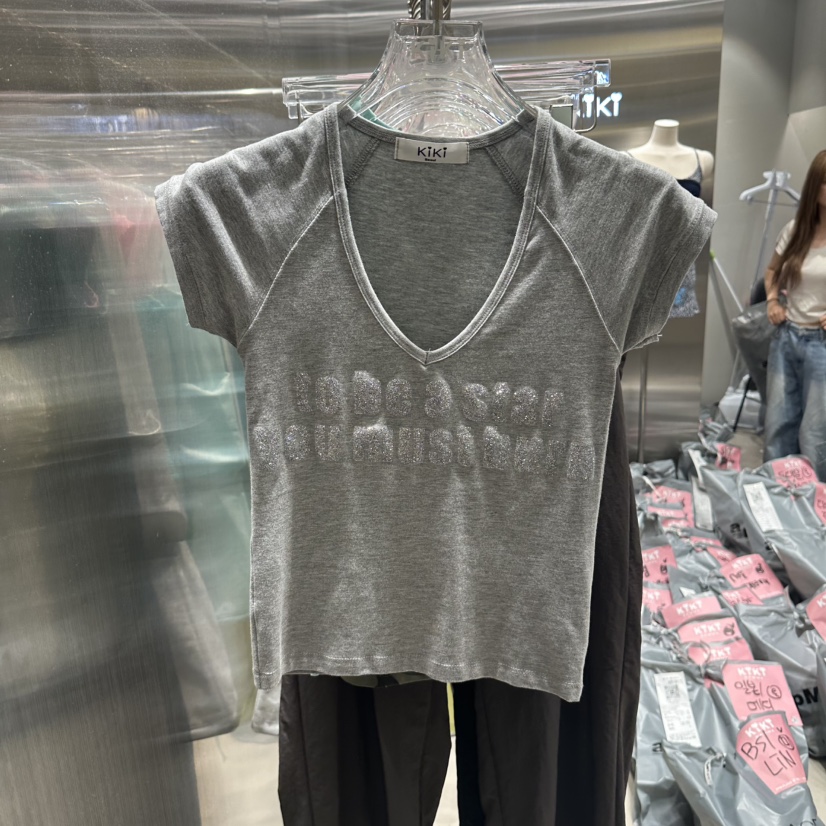 KIKI韓國直郵女裝新品休閑時尚真品推薦人氣26夏季T恤V領KIKIT恤圖色5