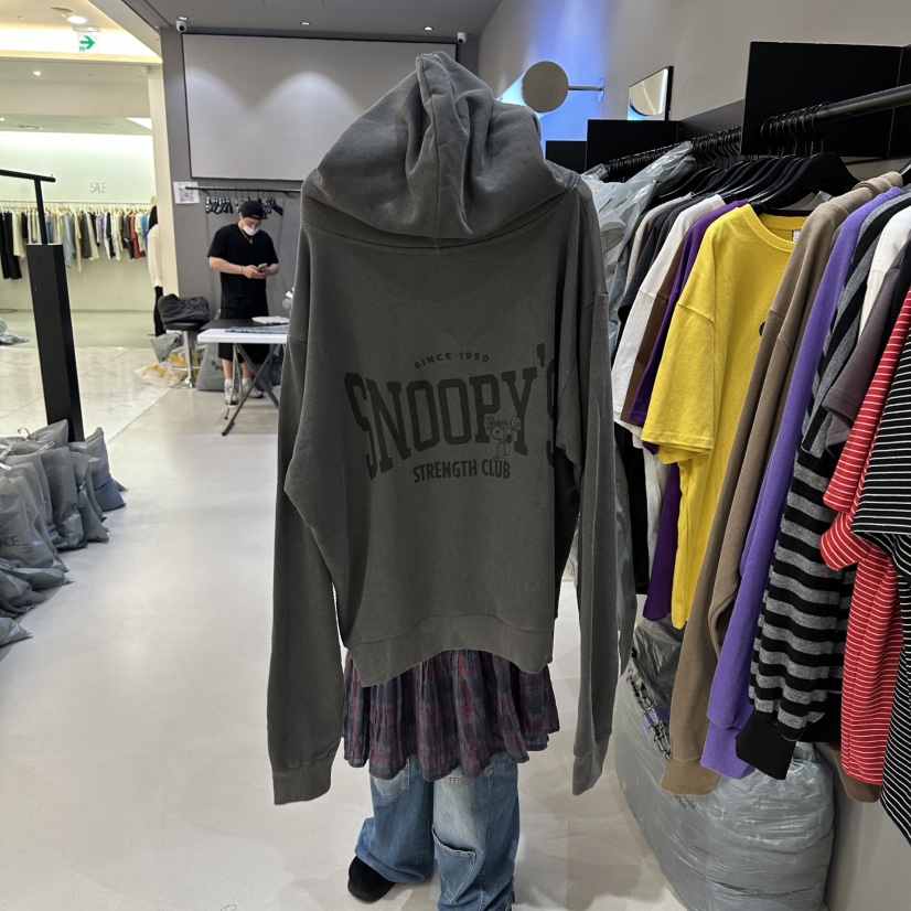 CREDITO韓國代購女裝新款熱賣推薦真品時尚26夏季衛衣史努比CREDITO衛衣