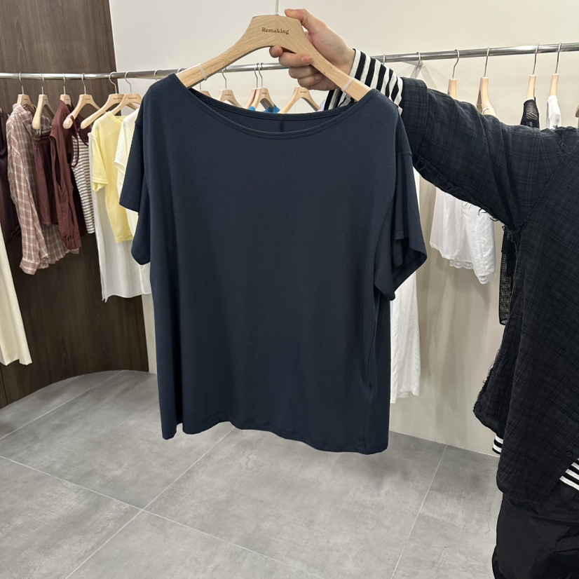 URBANSTORY/REMAKING東大門直郵女裝新品人氣真品熱賣T恤Remaking/URBANSTORYT恤圖色3