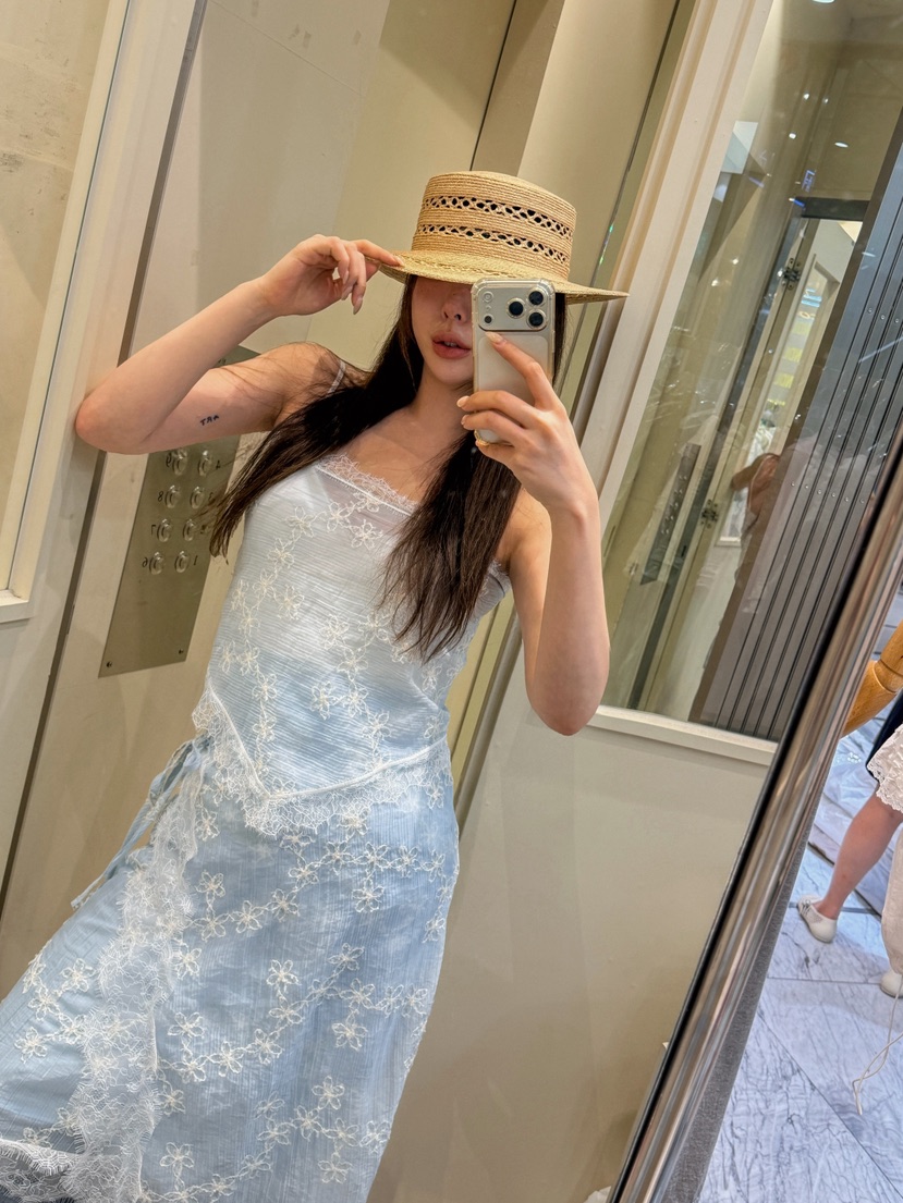 81 MARKET-L韓國直郵女士新款真品推薦26夏季套裝含圍巾套裝81 MARKET-L套裝