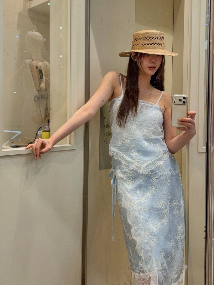 81 MARKET-L韓國直郵女士新款真品推薦26夏季套裝含圍巾套裝81 MARKET-L套裝