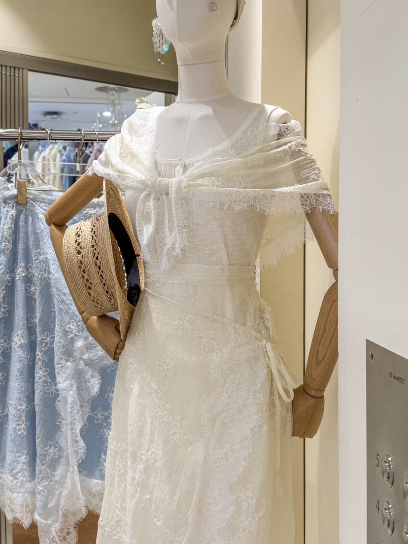 81 MARKET-L韓國直郵女士新款真品推薦26夏季套裝含圍巾套裝81 MARKET-L套裝