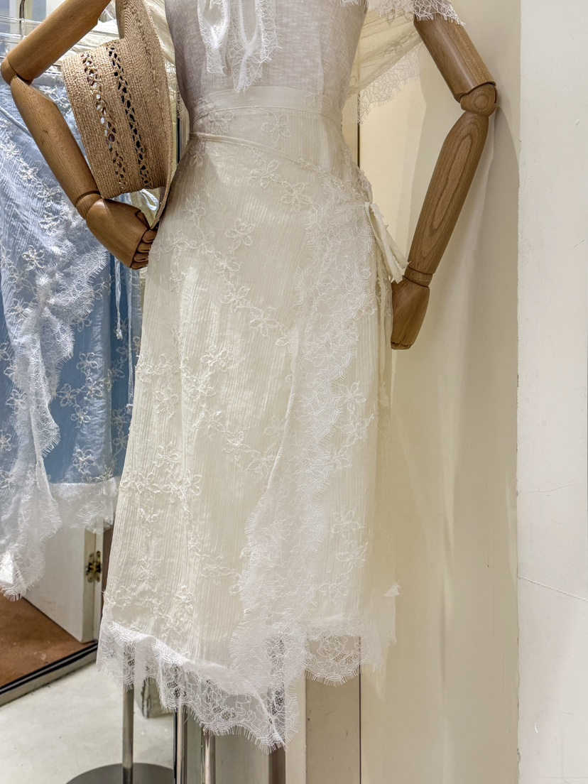 81 MARKET-L韓國直郵女士新款真品推薦26夏季套裝含圍巾套裝81 MARKET-L套裝
